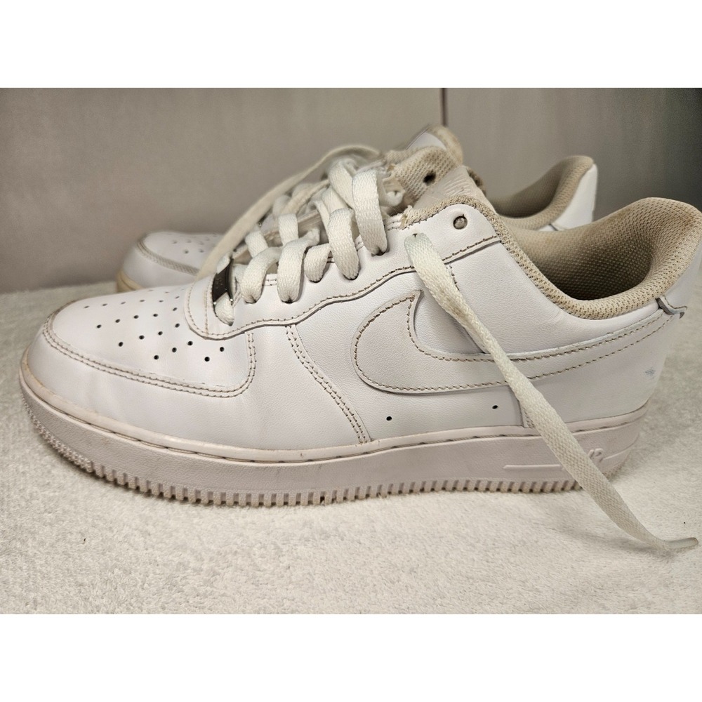 Nike Air Force 1 '07 Triple White CW2288-111 Men's Size 8 Sneakers